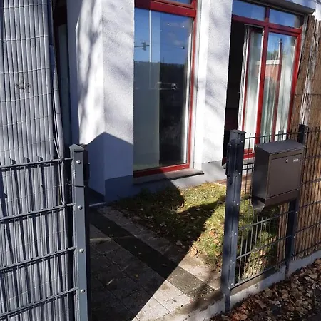 Apartman Luxurioese Mit Eigenem Garten *